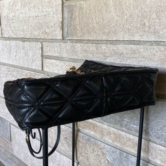 Zara purse. Black faux leather. Excellent condition. Used 2-3 times. - Picture 5 of 10